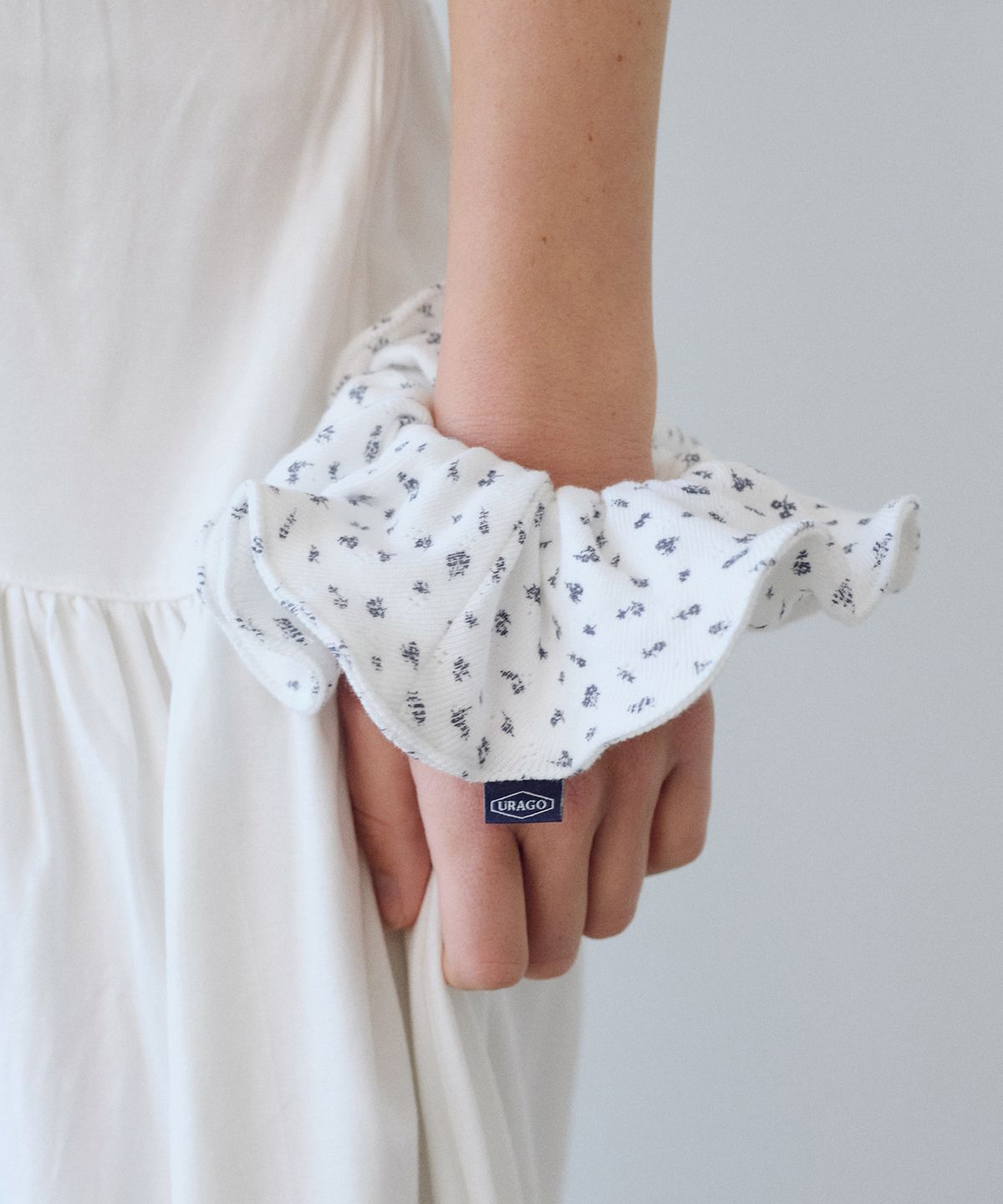 유라고(URAGO) Floral scrunchie