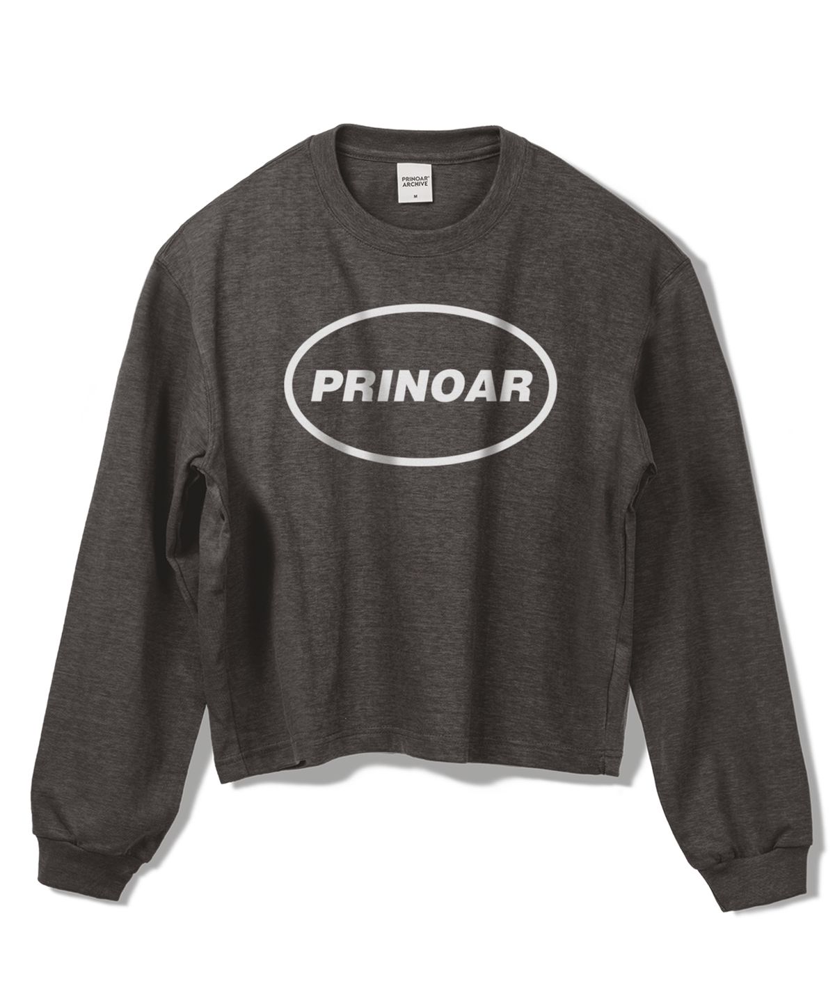 프리노어(PRINOAR) 서클 로고 세미 크롭 긴팔 티셔츠 - 차콜