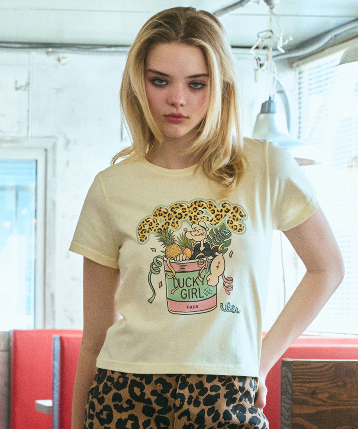 에르에르(ERER) Cropped Leopard Popeye Graphic T-Shirt Yellow