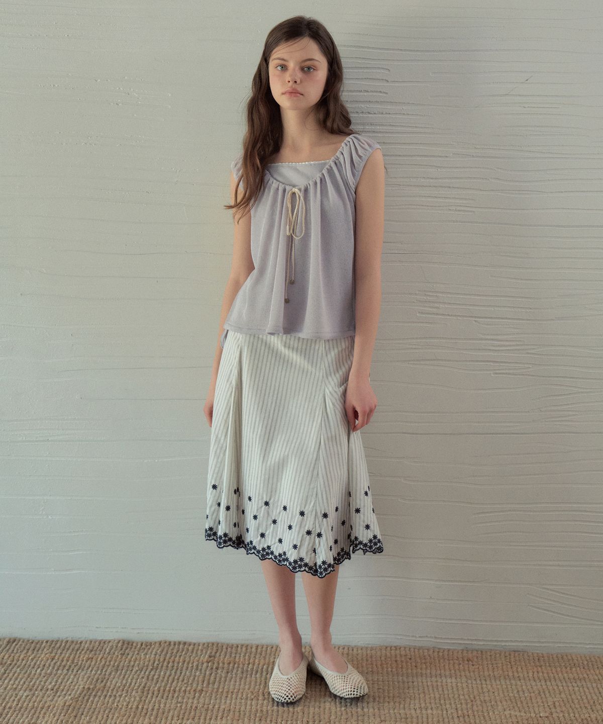 아우어노스텔지아(OURNOSTALGIA) Prairie Flower Stripe Embroidered Skirt_Ivory(OB6SK07)