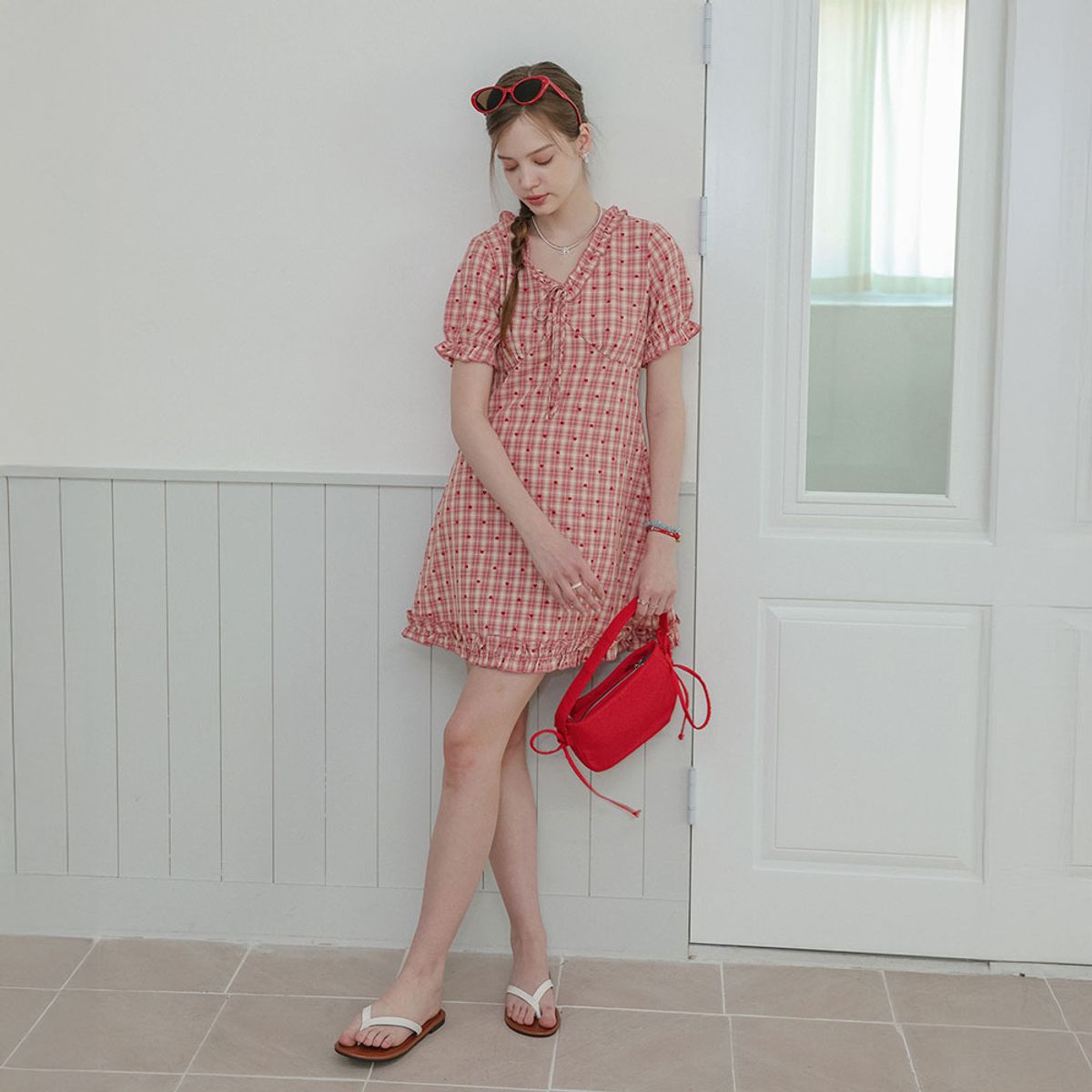 던드롭(DUNDROP) DD_Heart check frill mini dress_RED