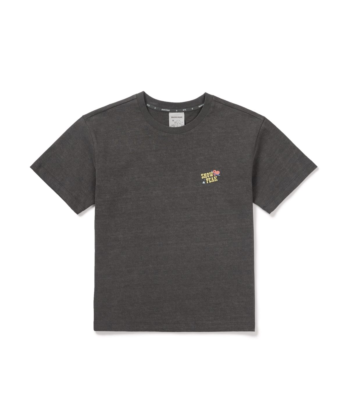 스노우피크 어패럴 키즈(SNOWPEAK APPAREL KIDS) [스노우피크 I BT21] 키즈 그래픽 반팔 티셔츠 (S26MKFTS93) Dark Charcoal
