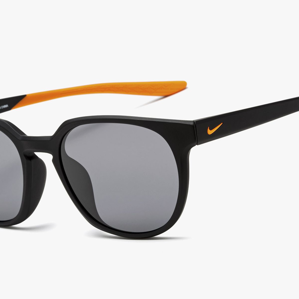 나이키 아이웨어(NIKE EYEWEAR) 선글라스(EFFECT AF DC7448 010 55)