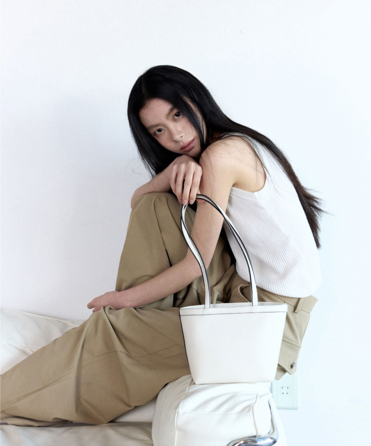 노이쉬(NOISCHE) Drope Mini Bag / 드로페 미니 백 IVORY