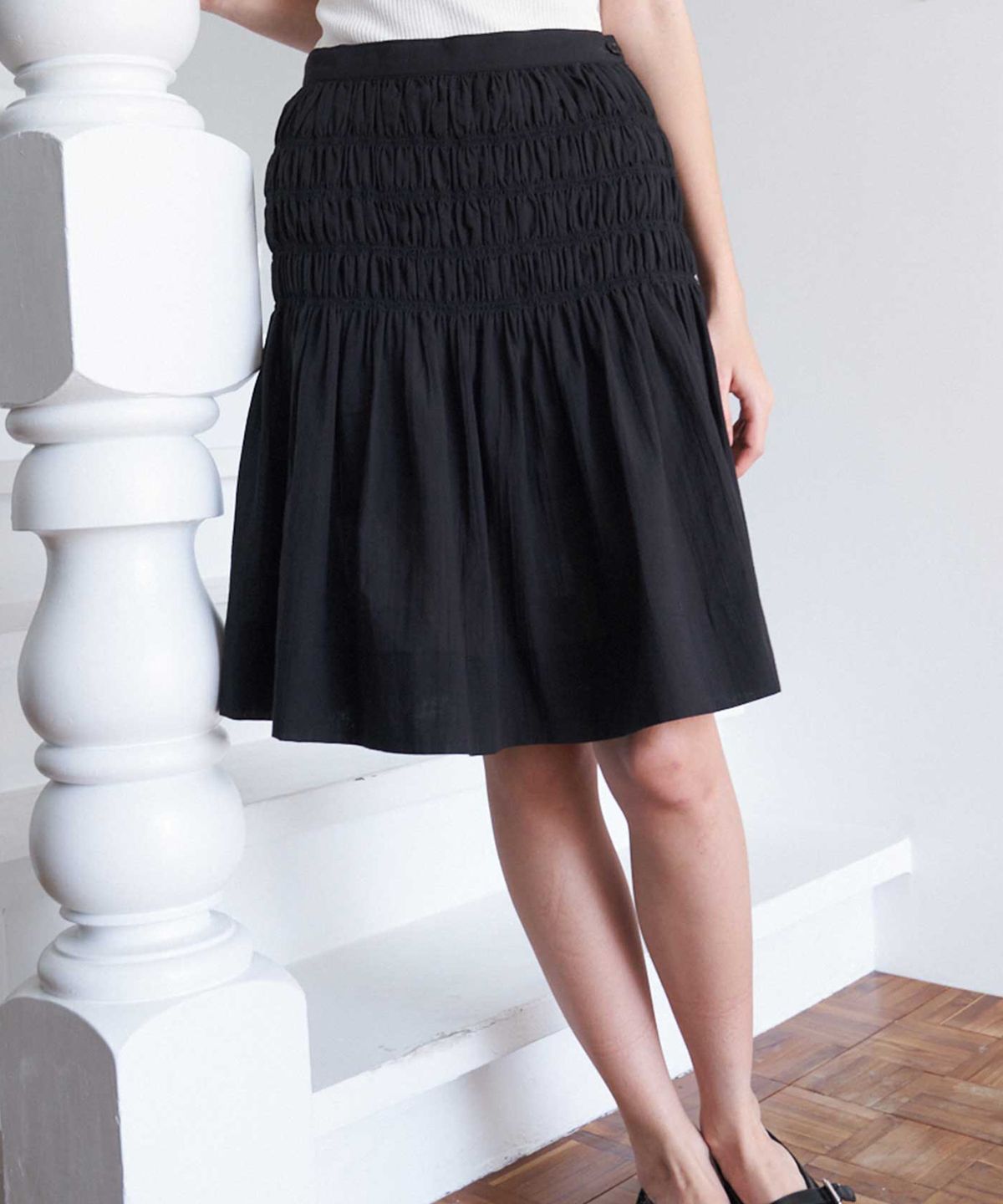 더라이(THERYE) Textured Shirring Skirt(Black)