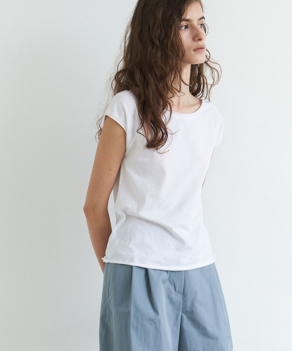 더라이(THERYE) Round Neck Cap Sleeve T-Shirt(White)