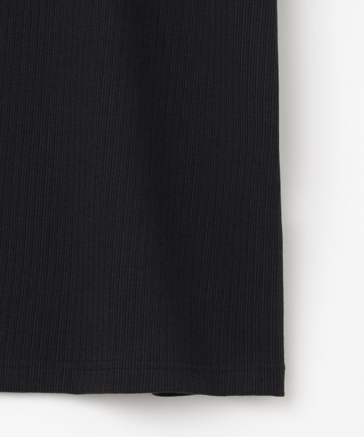 밀로 아카이브(MILLO ARCHIVE) 텍스처 크롭 U넥 티셔츠 [블랙]