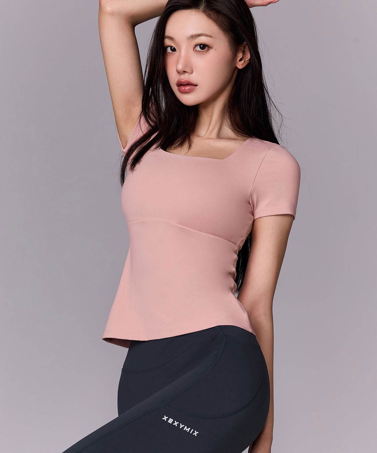 젝시믹스(XEXYMIX) 플레어 스퀘어넥 인패드 숏슬리브 XFL1BL1503
