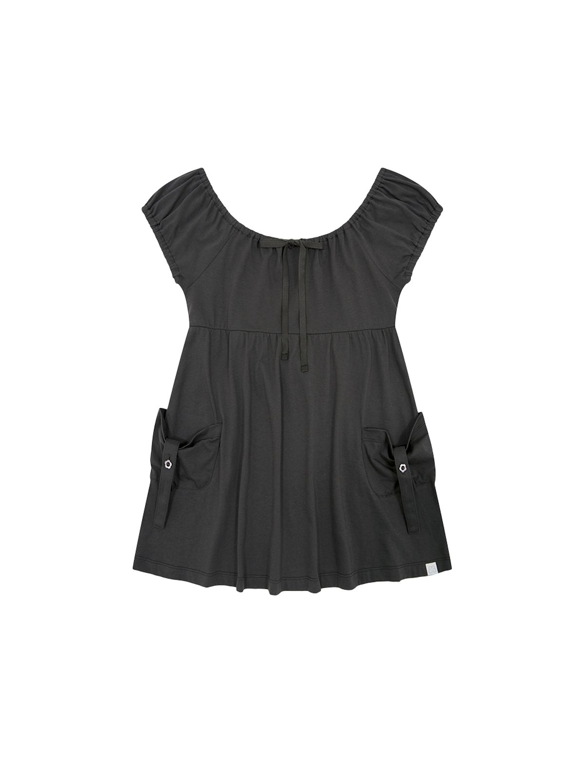 뚜오미오(TUOMIO) SHIRRED POCKET TOP [CHARCOAL]