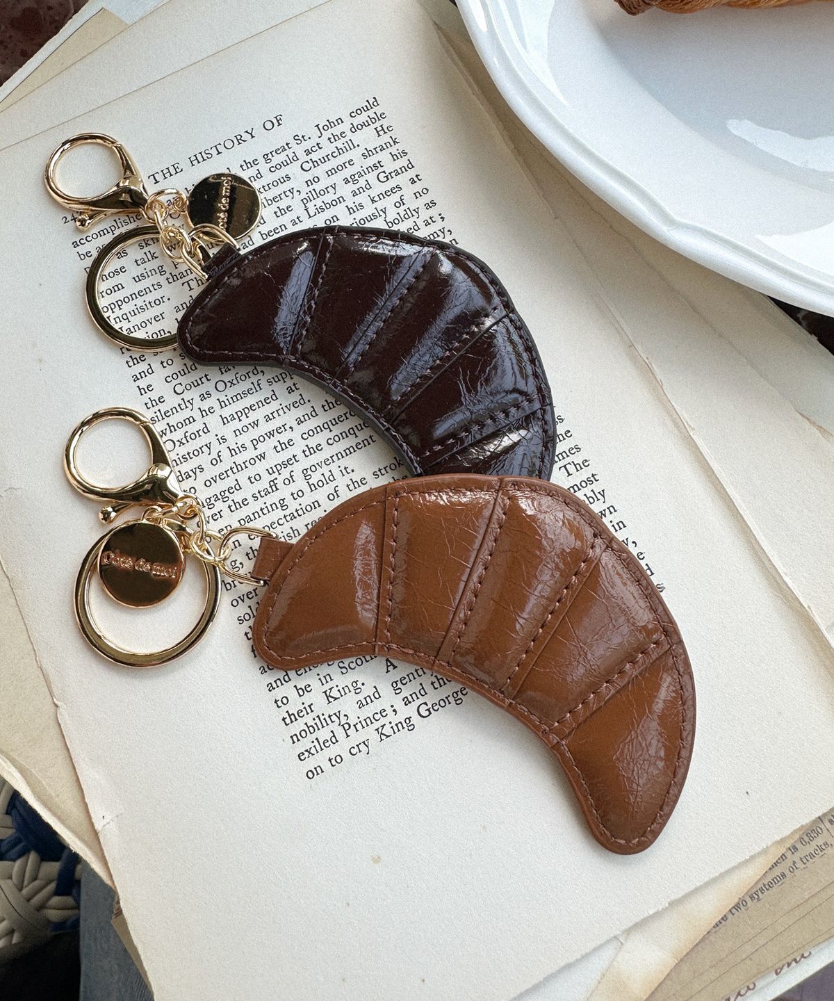 꼬떼드무아(COTEDEMOI) Petit Croissant Keyring - Caramel