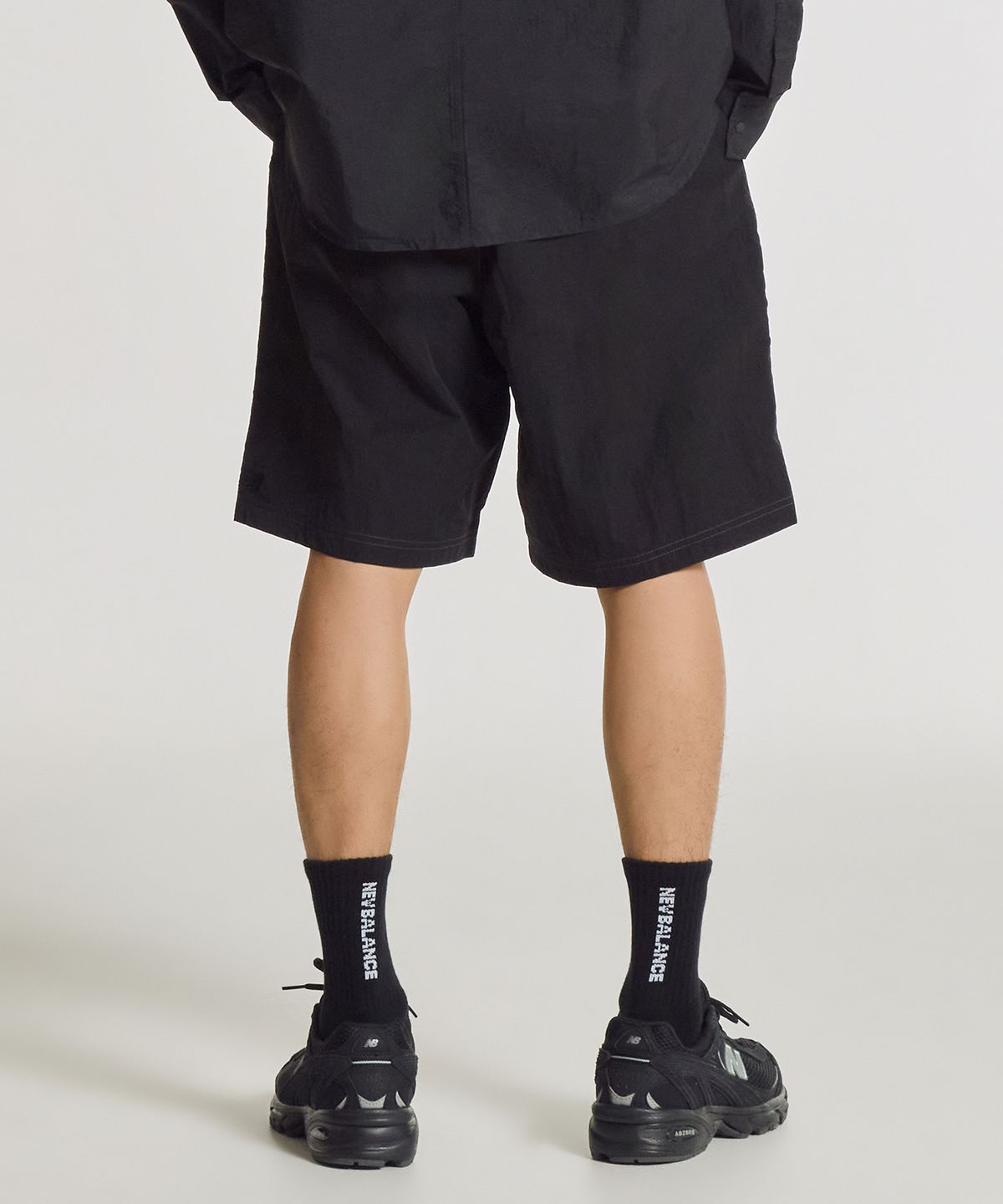 뉴발란스(NEW BALANCE) NBNVG31623 / UNI 써니 레이니 카고 5부 쇼츠 (BLACK)