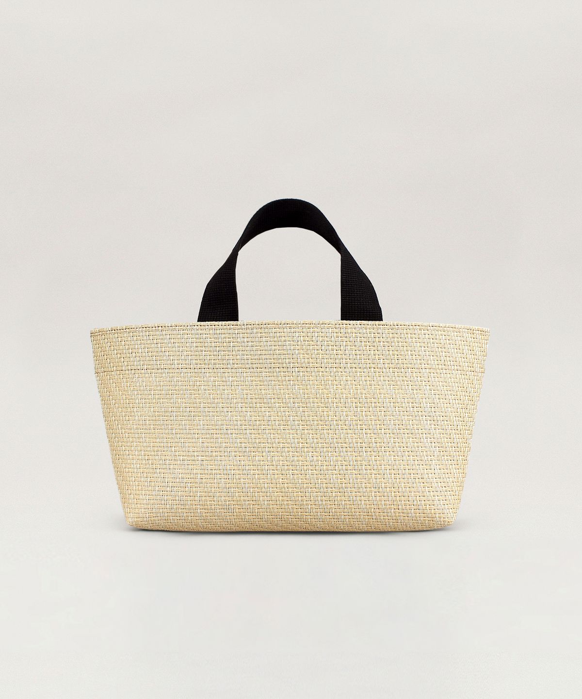 투오(TUO) RATTAN FLAT TOTE MEDIUM BEIGE · 라탄 플랫 토트 미디엄 베이지