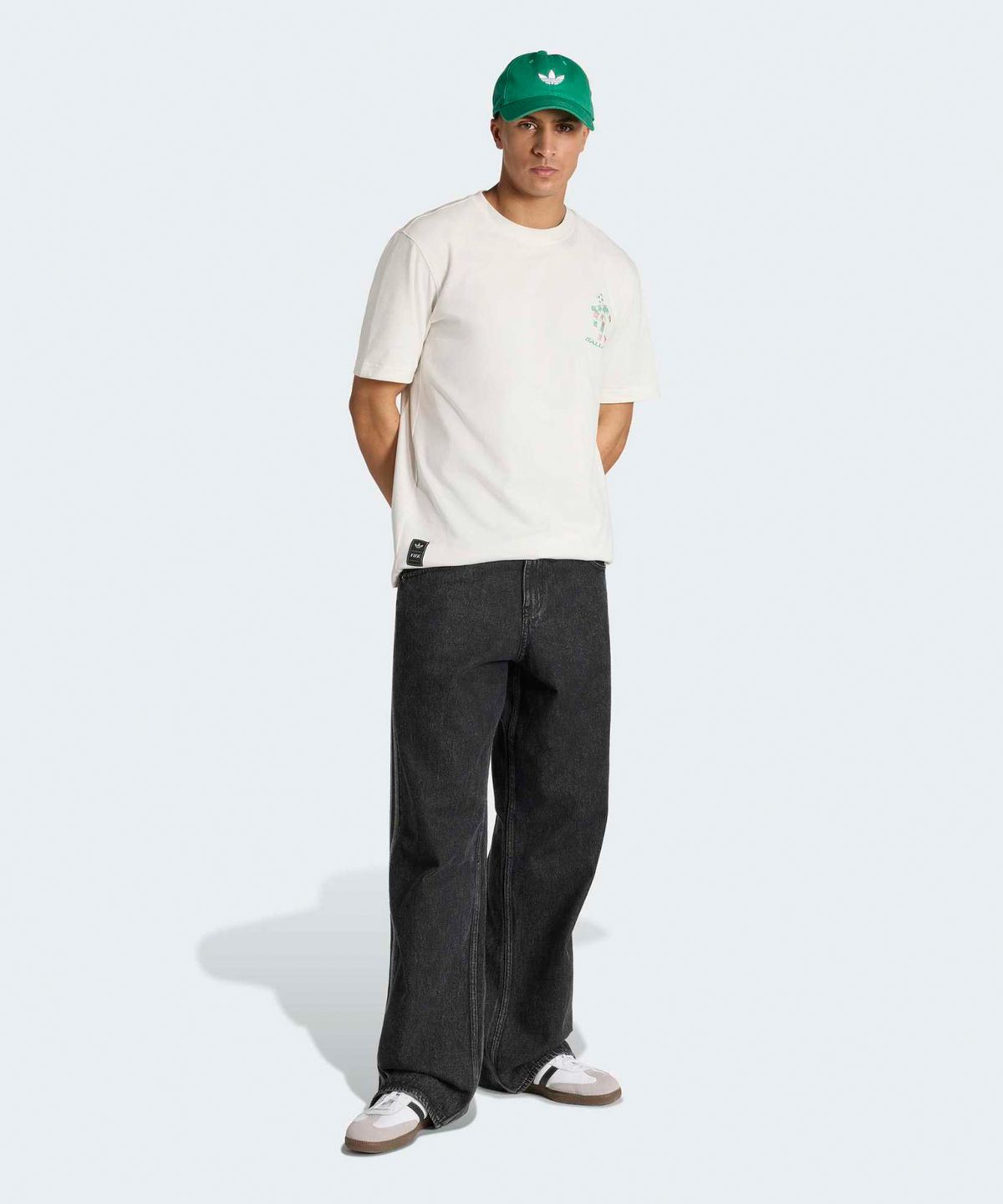 아디다스(ADIDAS) 2026 FIFA 월드컵 마스코트 티셔츠 - 클라우드화이트 / KB6217