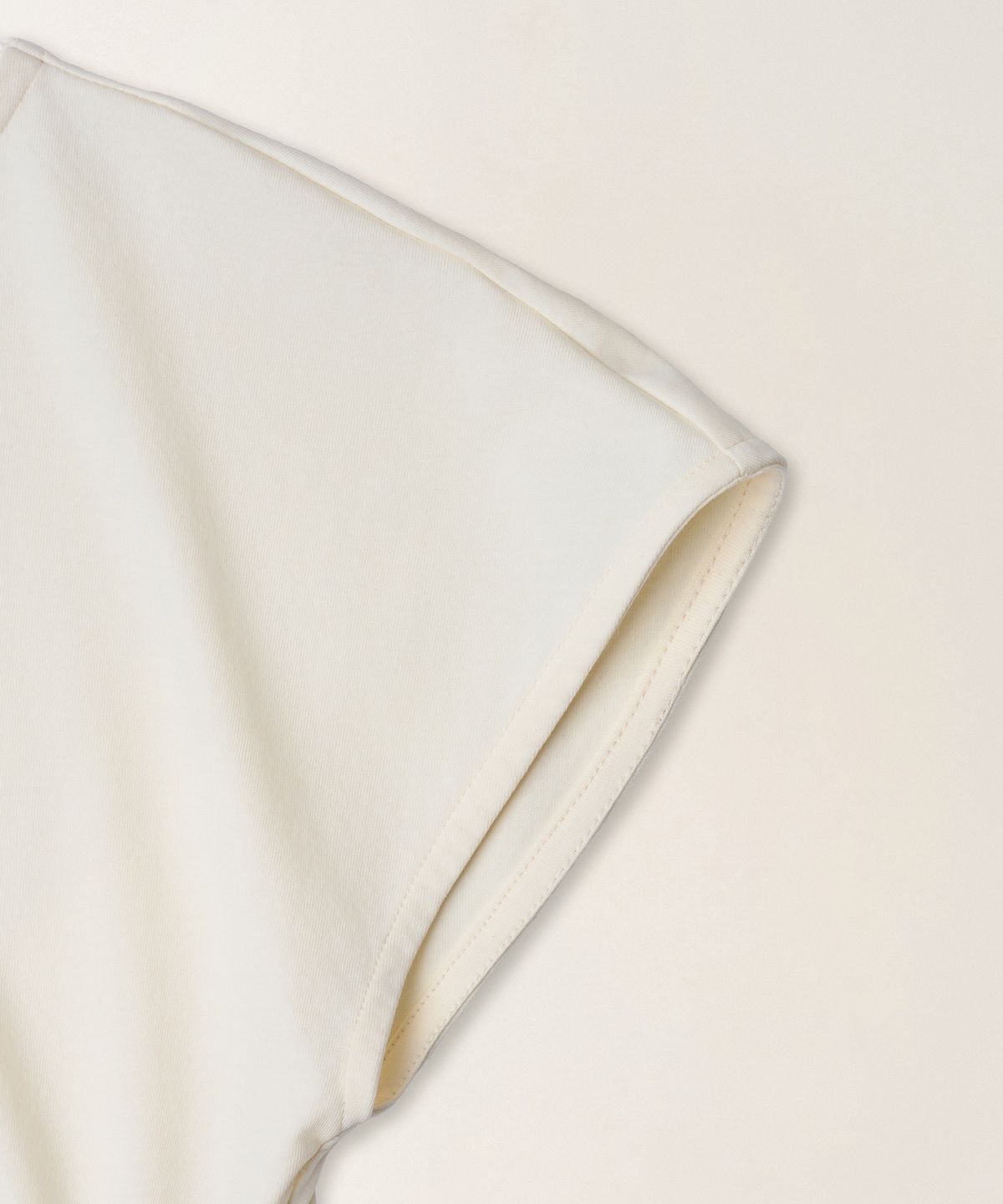 튜드먼트(TTUDEMENT) STRAP SHIRRING T-SHIRT_CREAM