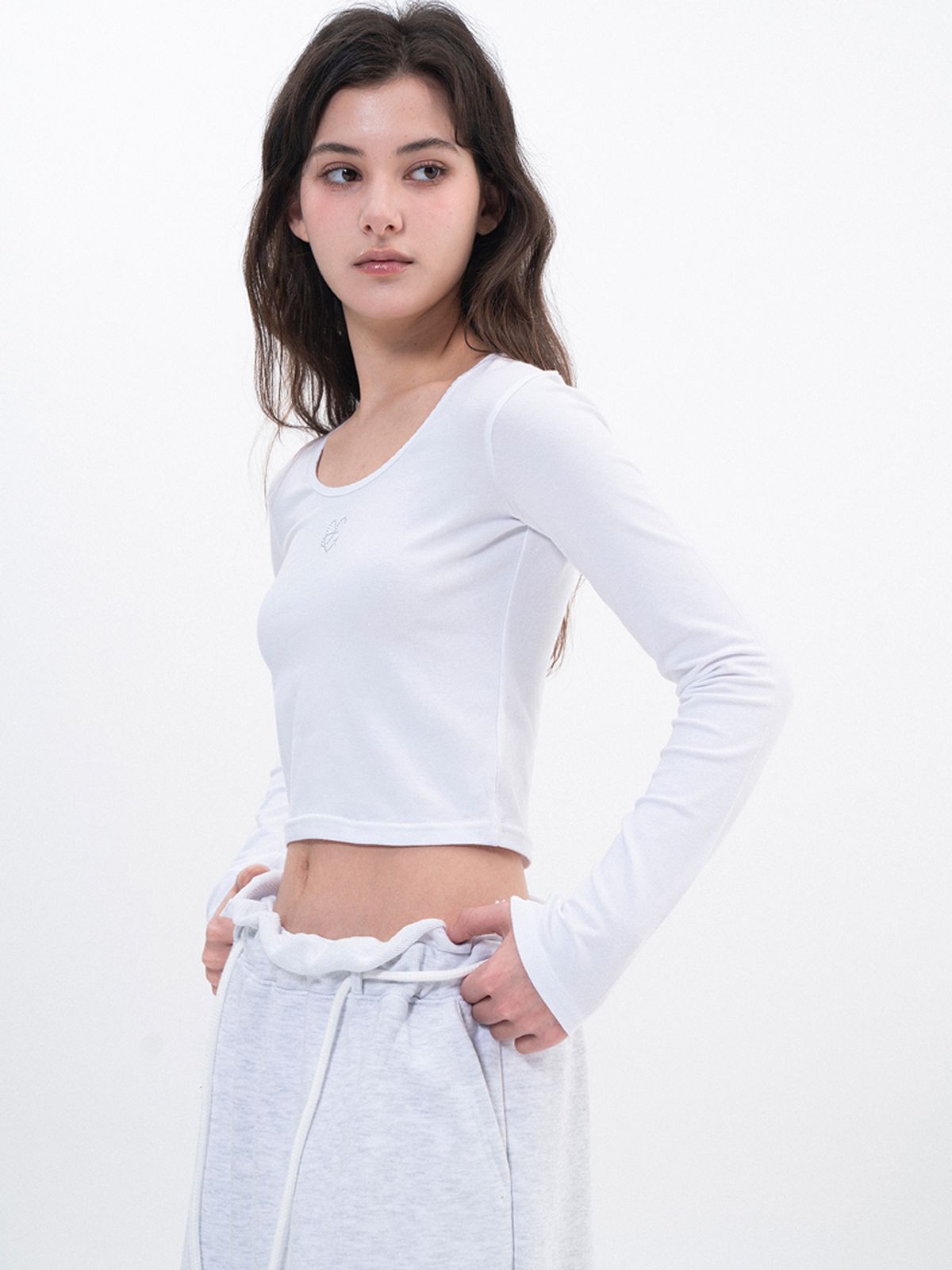 루펀(LOOFUN) Hotfix Crop Sleeve / 핫픽스 크롭 슬리브[White]