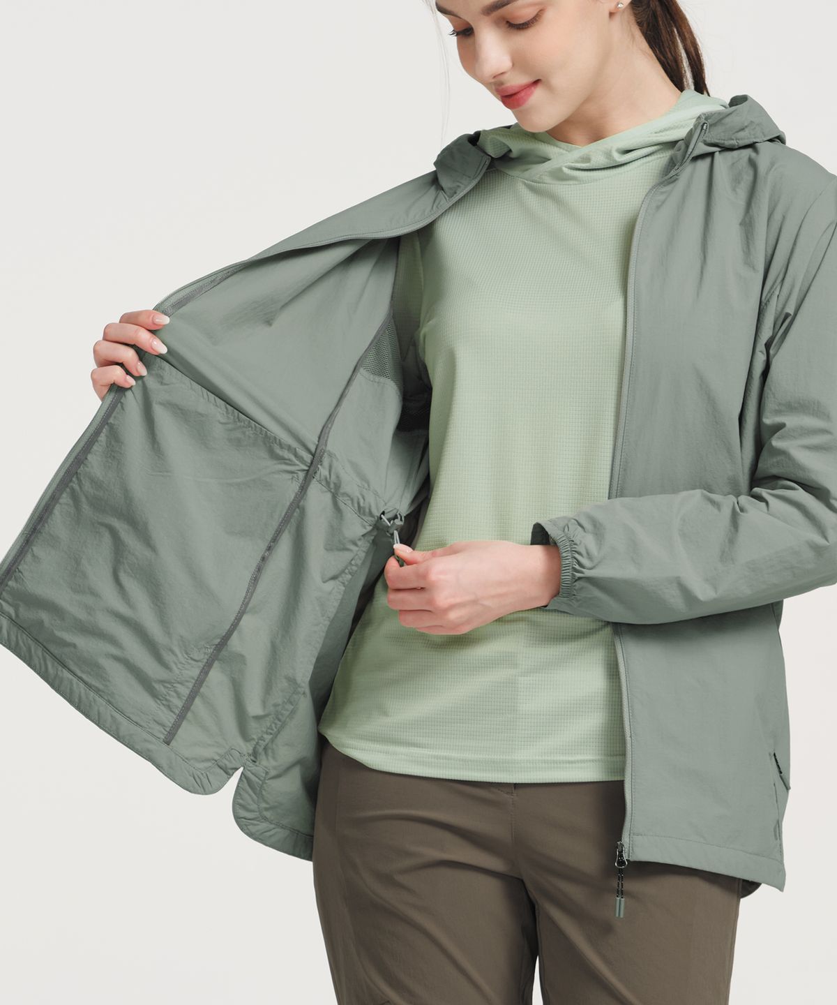 도이터(DEUTER) 코나 방풍 자켓 (여)