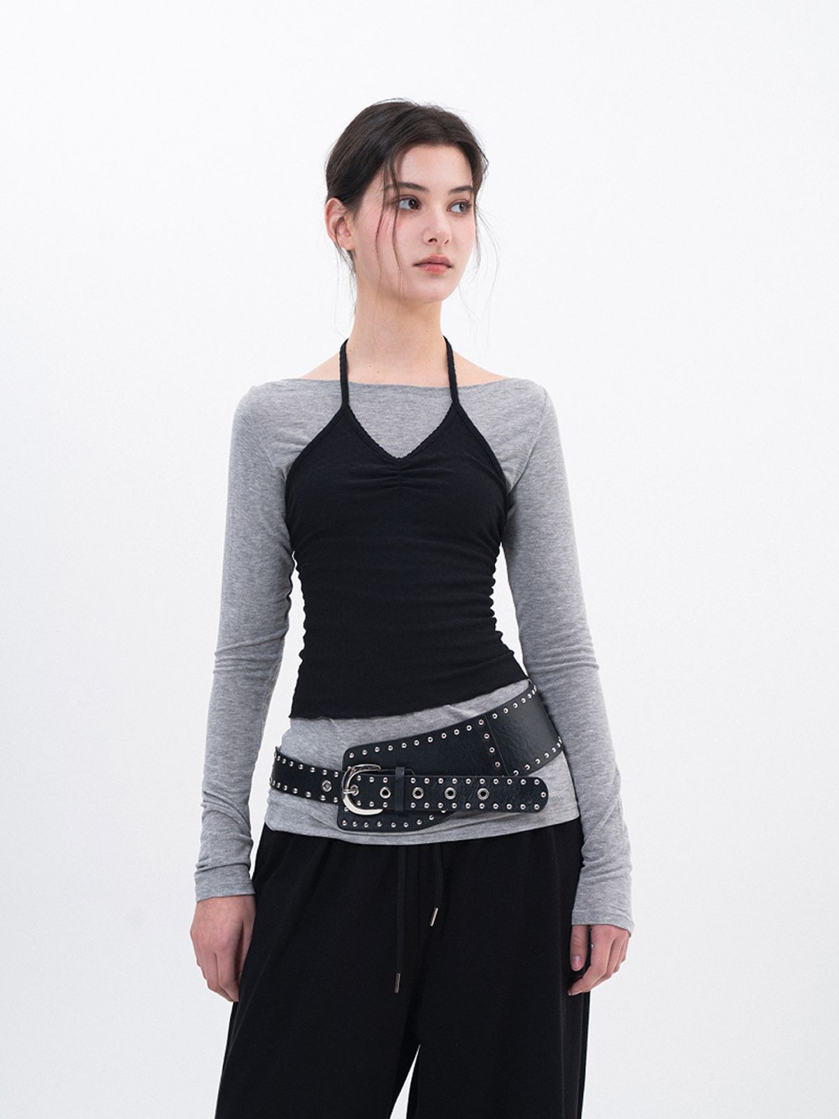 루펀(LOOFUN) Pico Halter Sleeveless / 피코 홀터 슬리브리스 [Black]