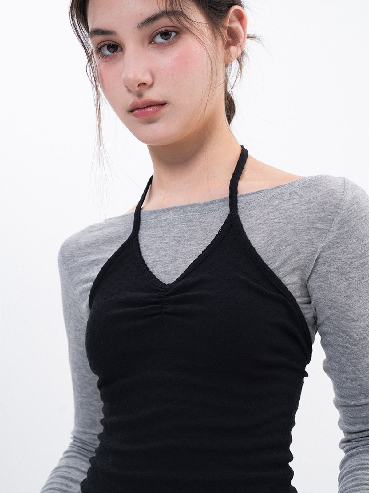 루펀(LOOFUN) Pico Halter Sleeveless / 피코 홀터 슬리브리스 [Black]