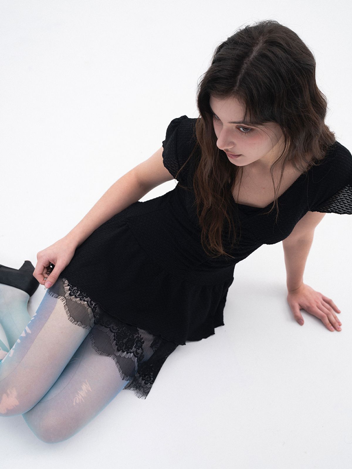루펀(LOOFUN) Lace Fringe Sleeveless / 레이스 프린지 슬리브리스 [Black]