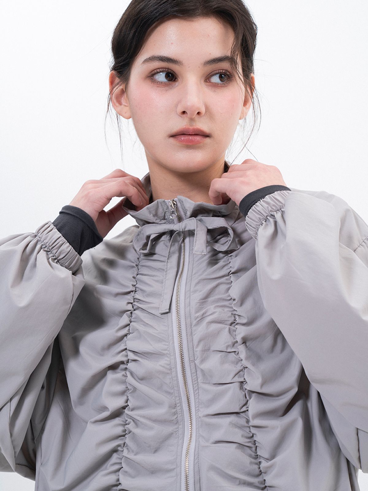 루펀(LOOFUN) Shirring Zip-up Anorak / 셔링 집업 아노락 [Gray]