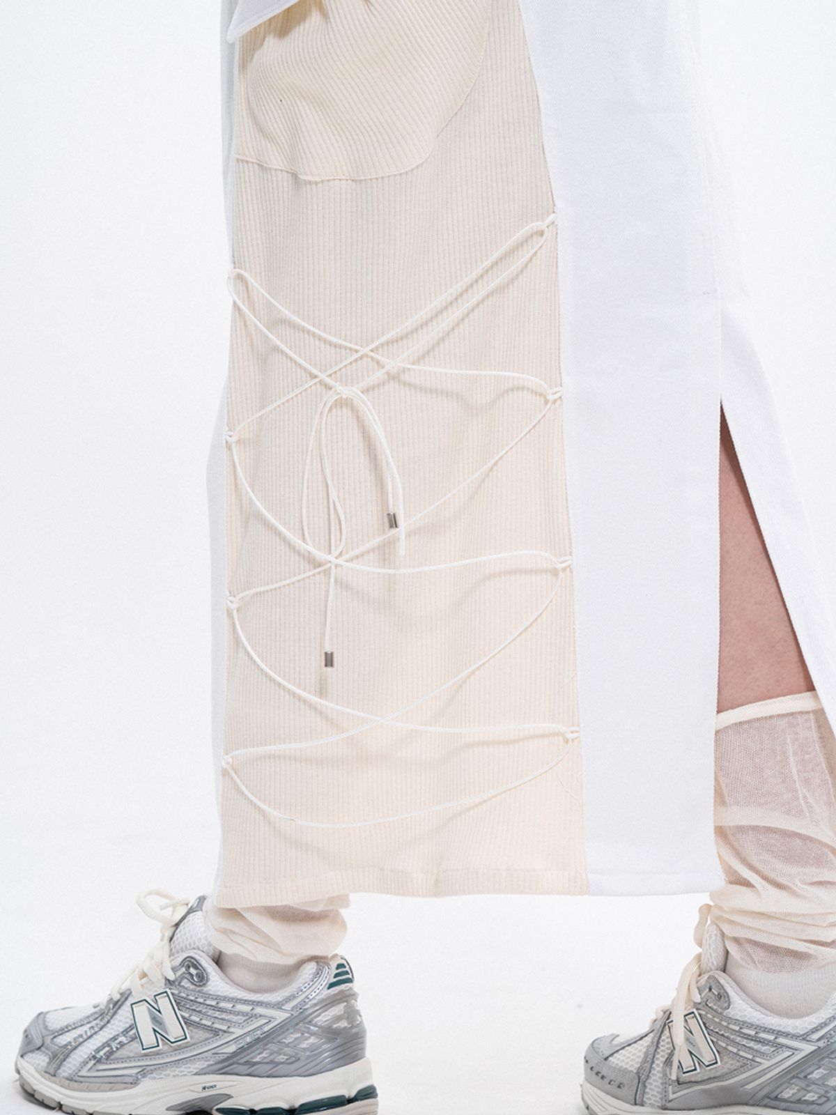 루펀(LOOFUN) Cutline Long Skirt / 컷라인 롱 스커트 [White]
