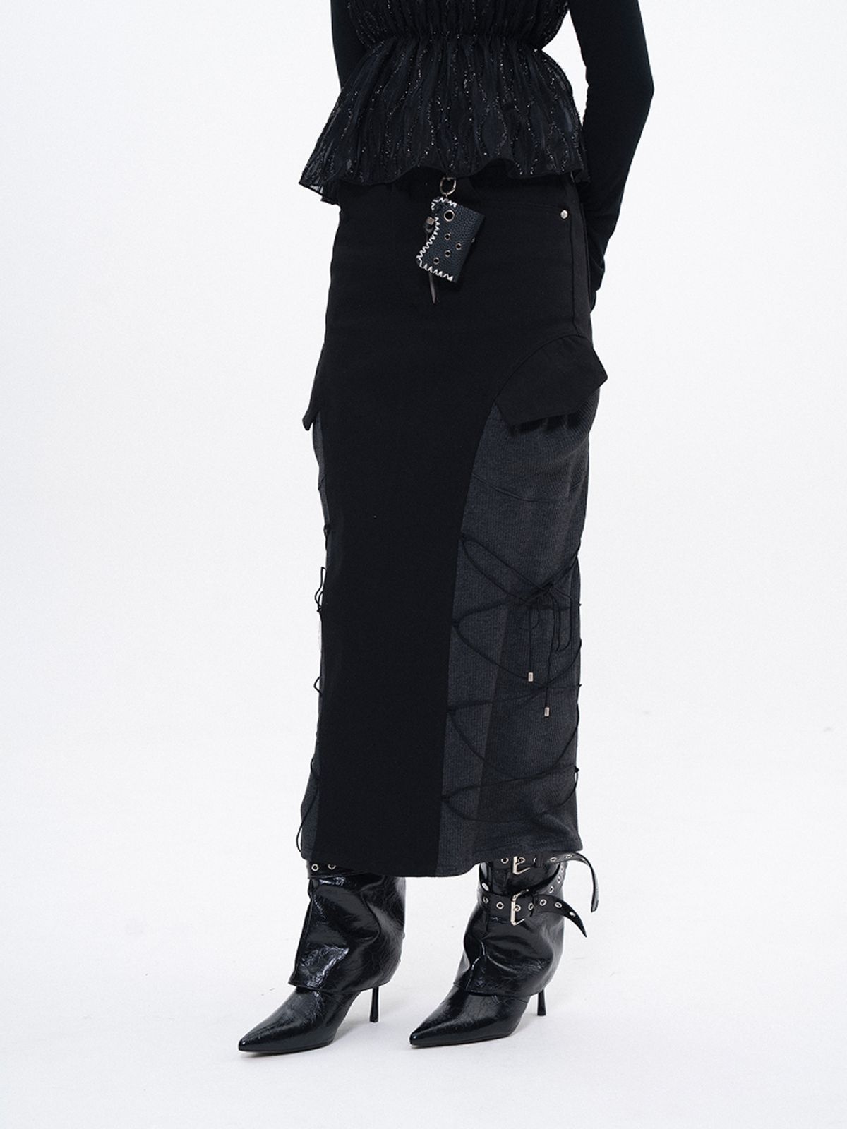 루펀(LOOFUN) Cutline Long Skirt / 컷라인 롱 스커트 [Black]