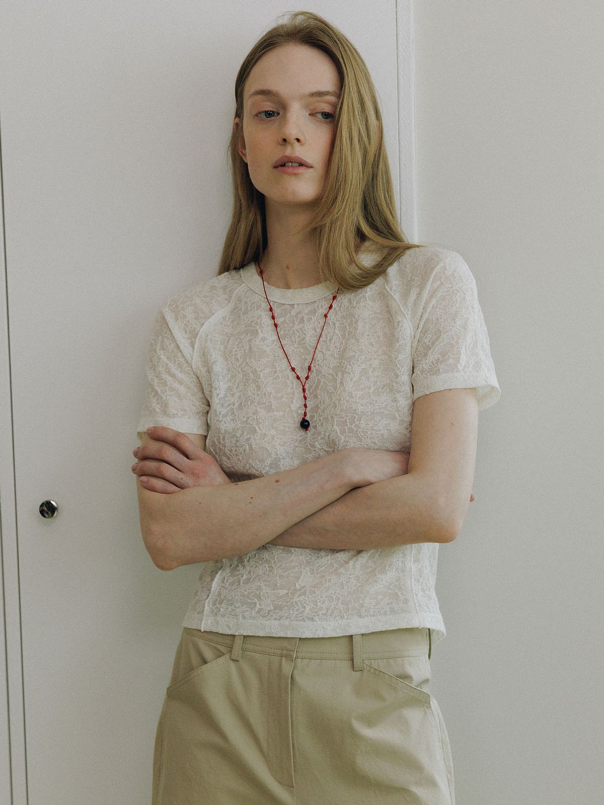 루에브르(LOEUVRE) Flower-Jacquard Linear Seam T-Shirt SW6ME763_2color