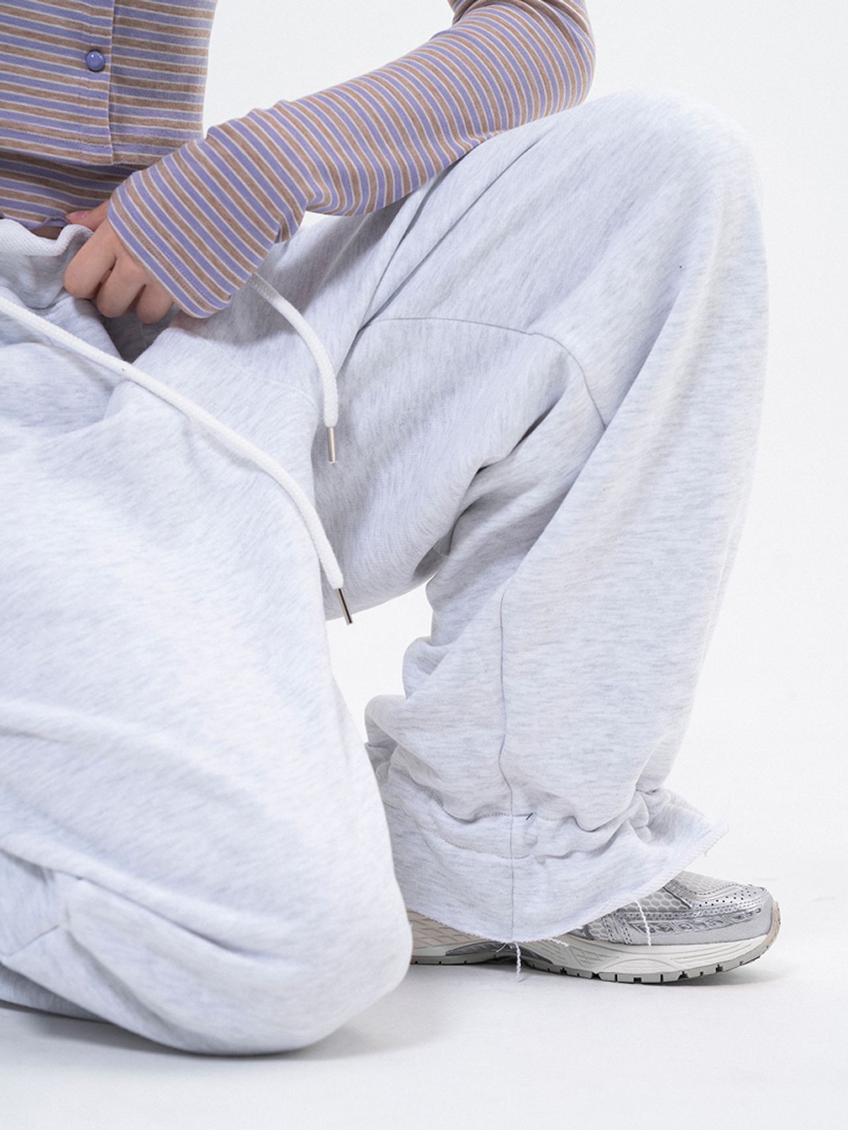 루펀(LOOFUN) Cutting Sweat Pants / 컷팅 스웨트 팬츠 [Light Melange]
