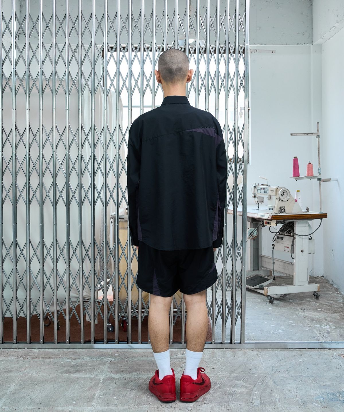 노쿨러스(NOSCOULEURS) UL NYLON SHIRTS 05 BLACK