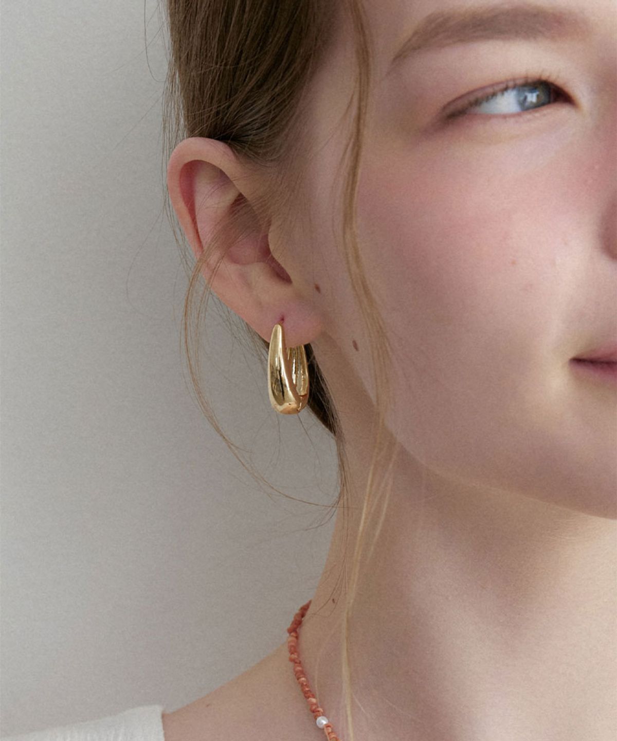 할렌(HALDEN) oval curve one touch earrings (E067_gold)