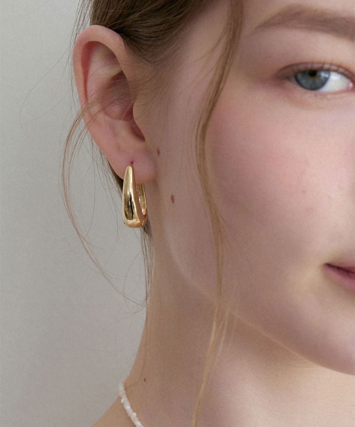 할렌(HALDEN) oval curve one touch earrings (E067_gold)