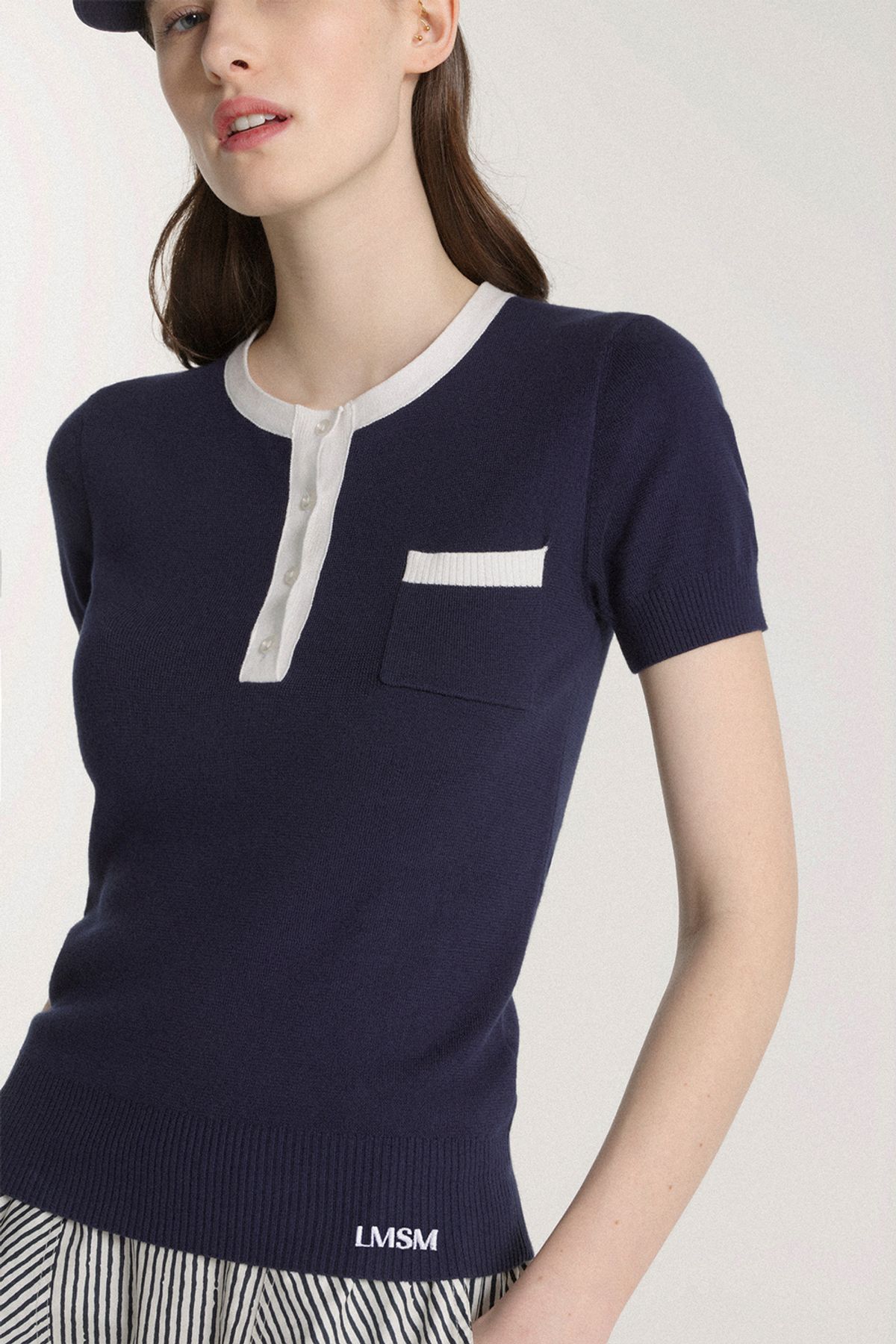르몽생미셸(LE MONT ST MICHEL) SELESTE – SHORT-SLEEVED SWEATER_Navy