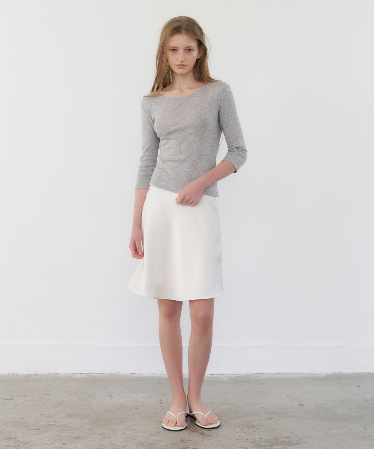 레테라(LETTERA) Silky Flare Satin Skirt
