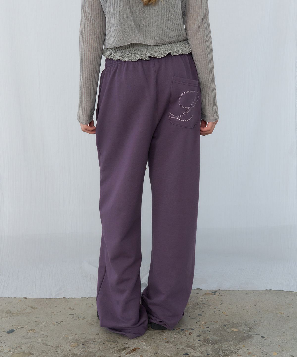 레테라(LETTERA) Wide Logo Sweat Pants