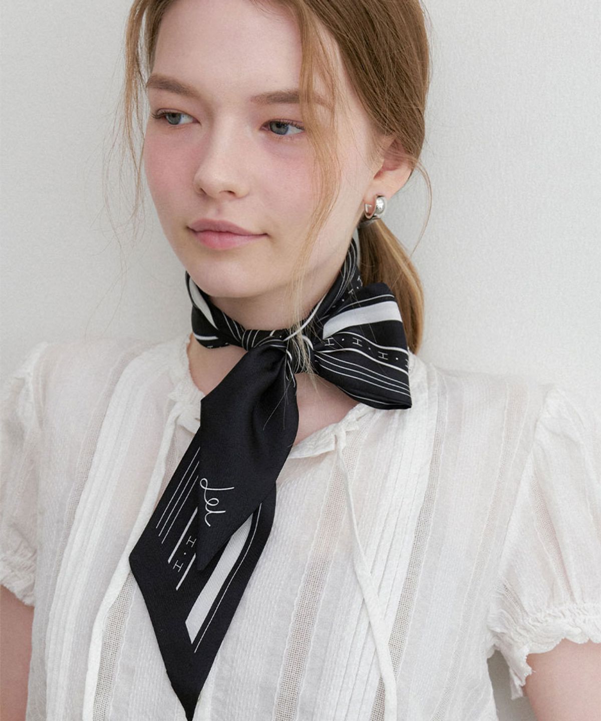 할렌(HALDEN) line silk twilly scarf (SC008_whiteblack)
