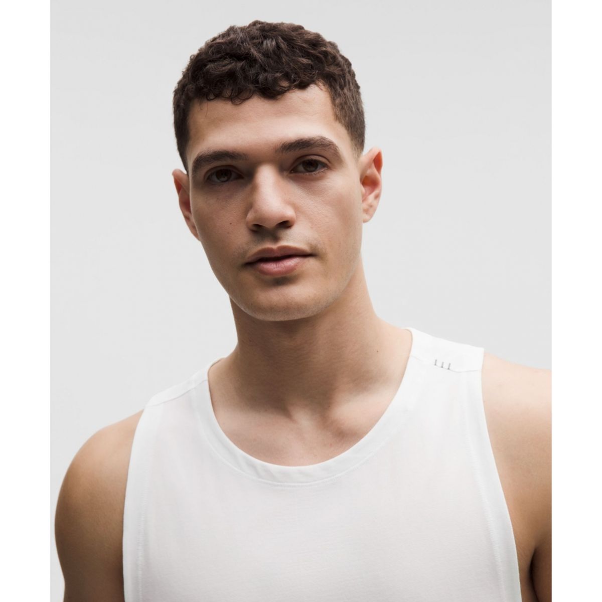 룰루레몬(LULULEMON) 제로드 인 탱크  WHT