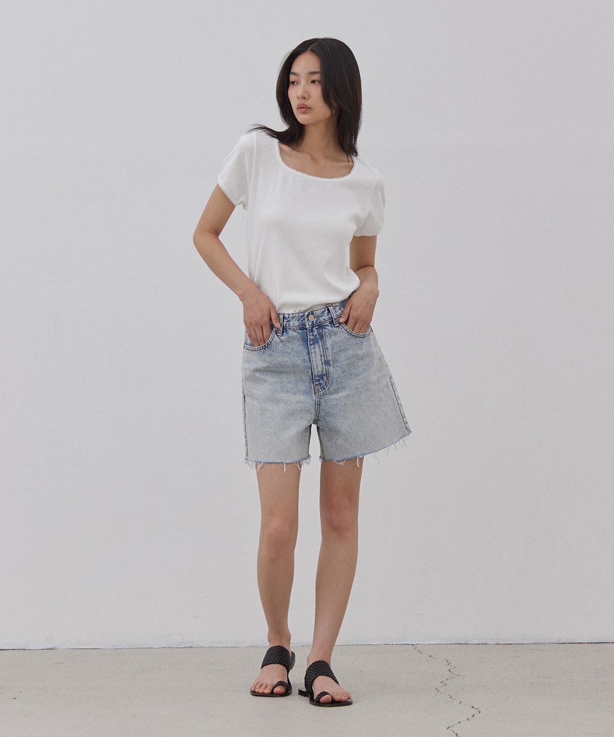 망고매니플리즈(MANGO MANY PLEASE) LOW DENIM SHORTS