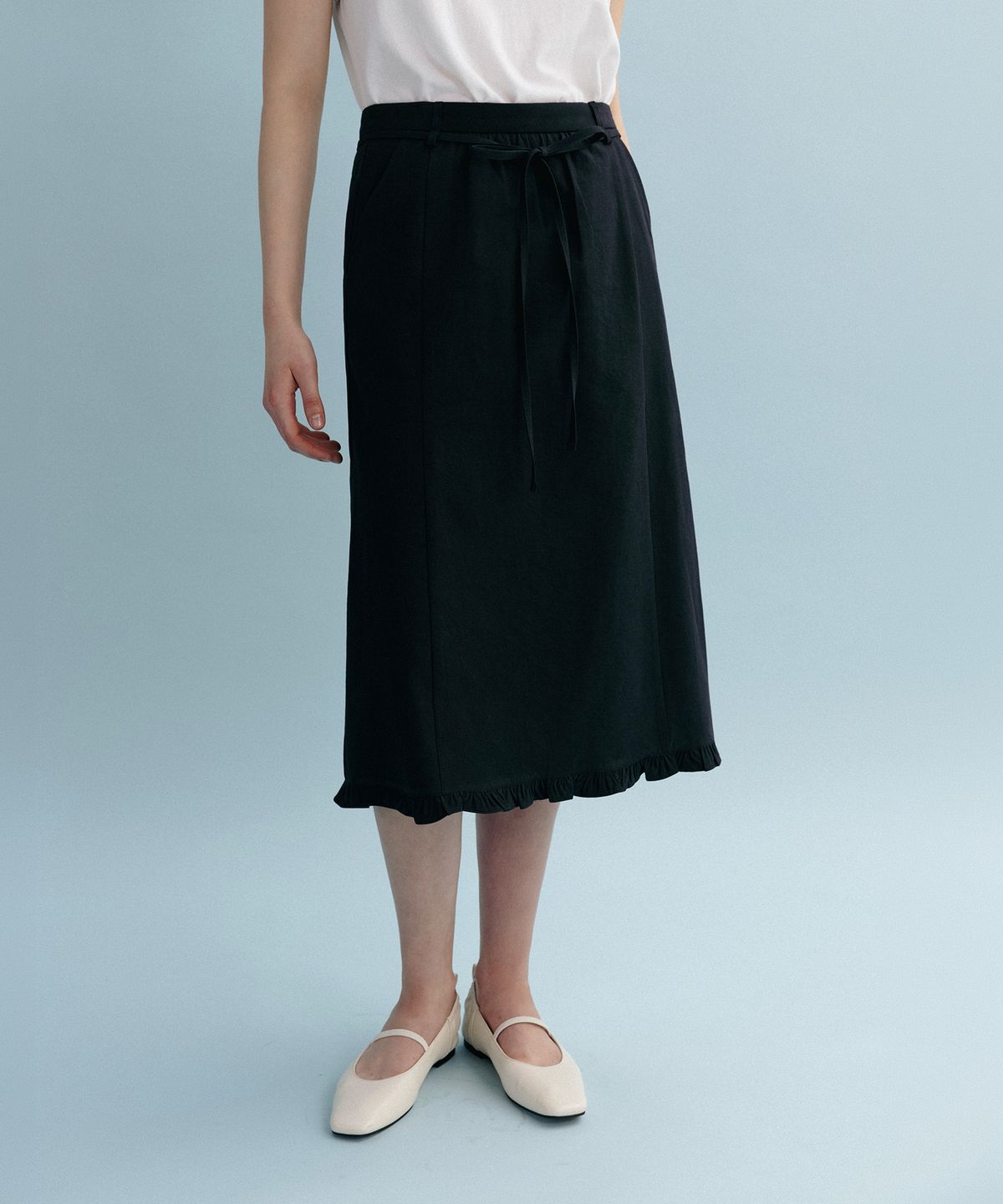 망고매니플리즈(MANGO MANY PLEASE) ELRA FRILL SKIRT_NAVY