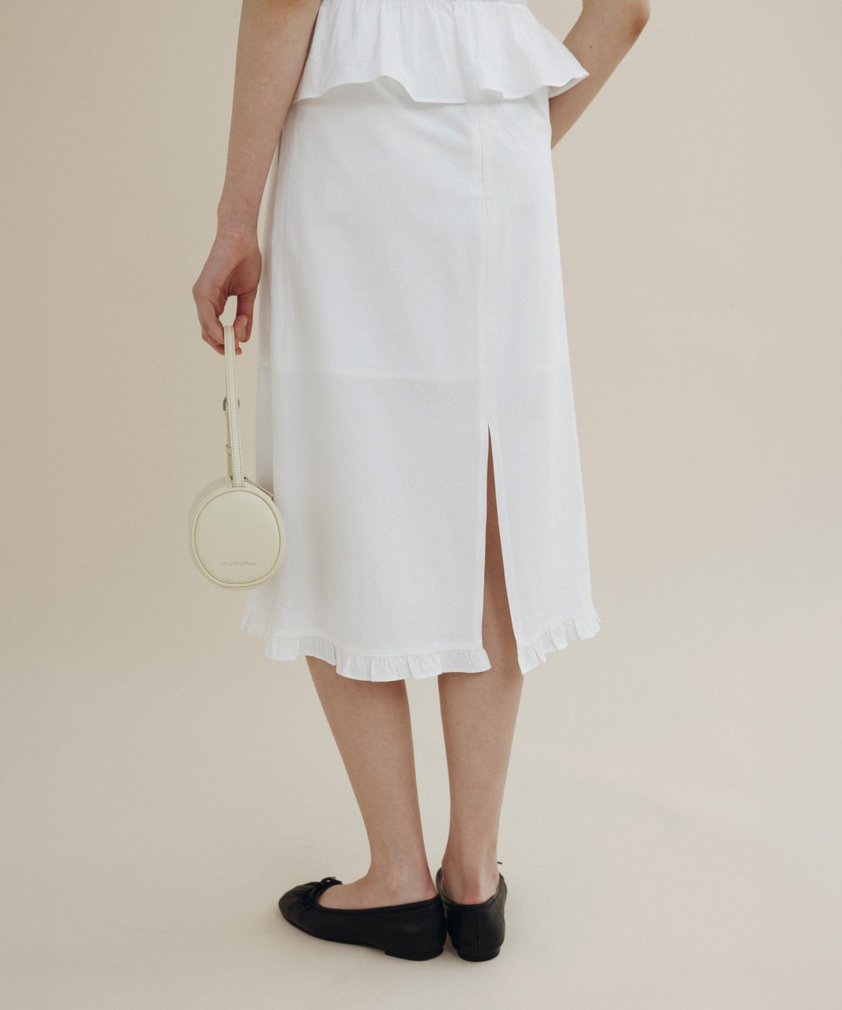 망고매니플리즈(MANGO MANY PLEASE) ELRA FRILL SKIRT_IVORY