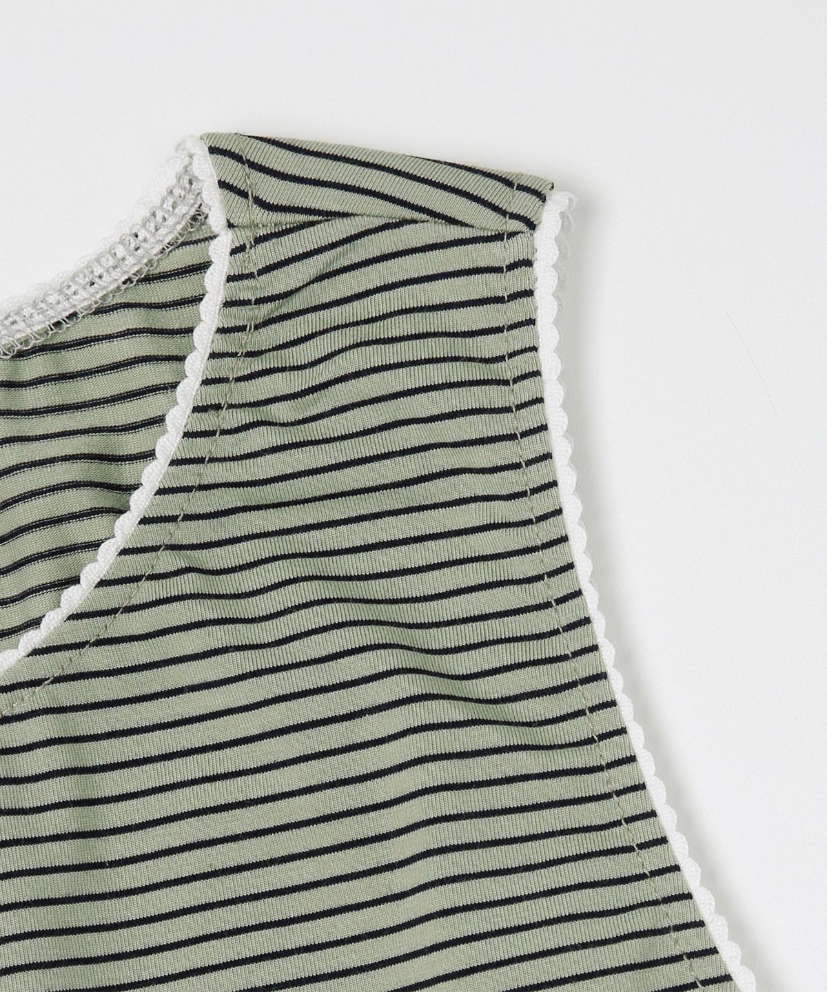 키지코(KIJIKO) ke502. Stripe Lace Sleeveless Khaki