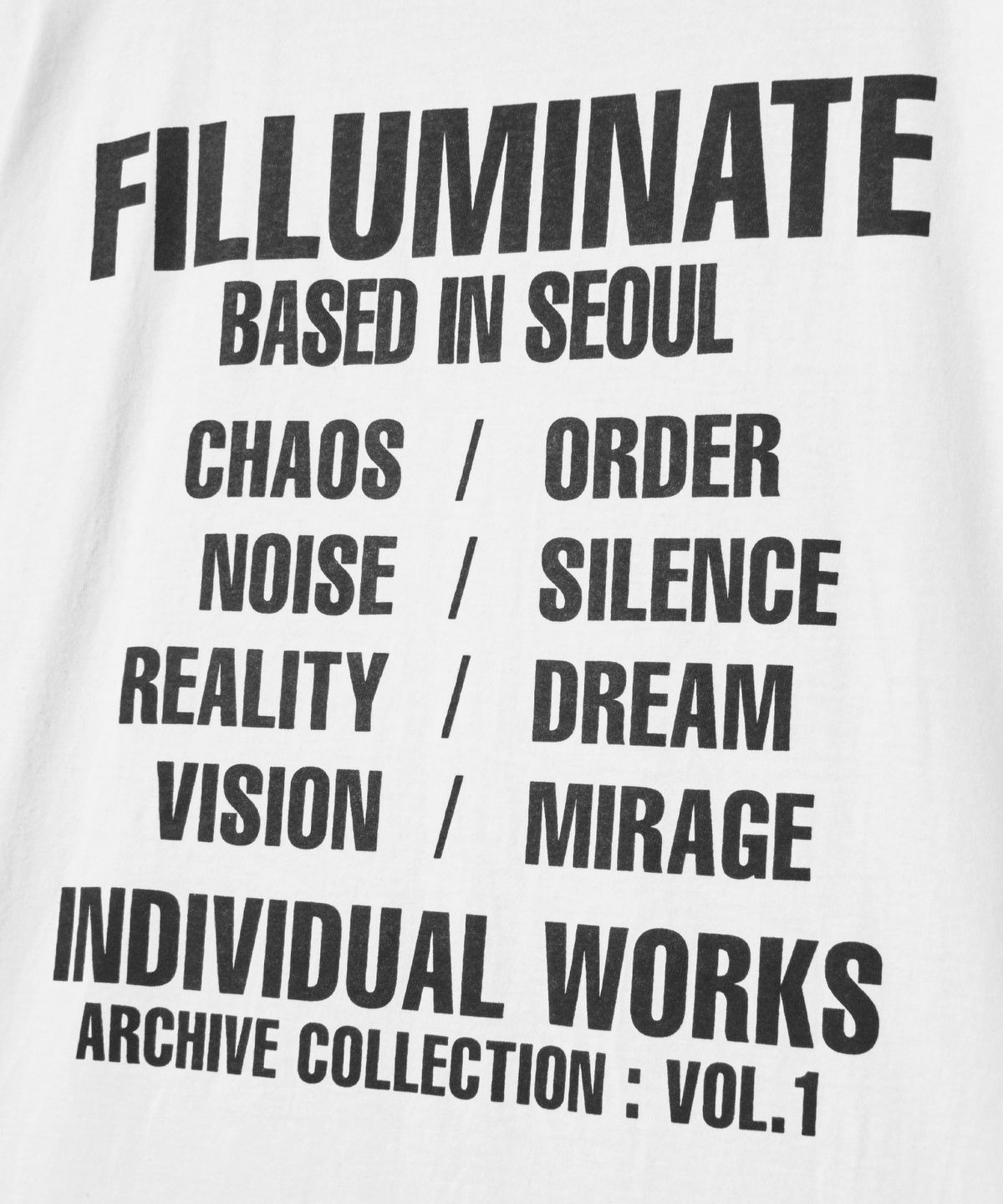 필루미네이트(FILLUMINATE) 콘트라스트 그래픽 티셔츠-화이트
