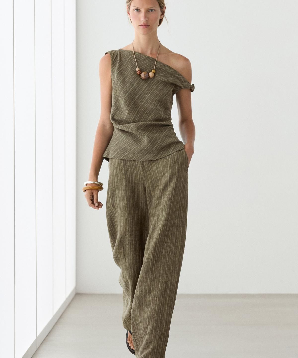 마시모두띠(MASSIMO DUTTI) 100% 린넨 비대칭 토탈 룩 탑
