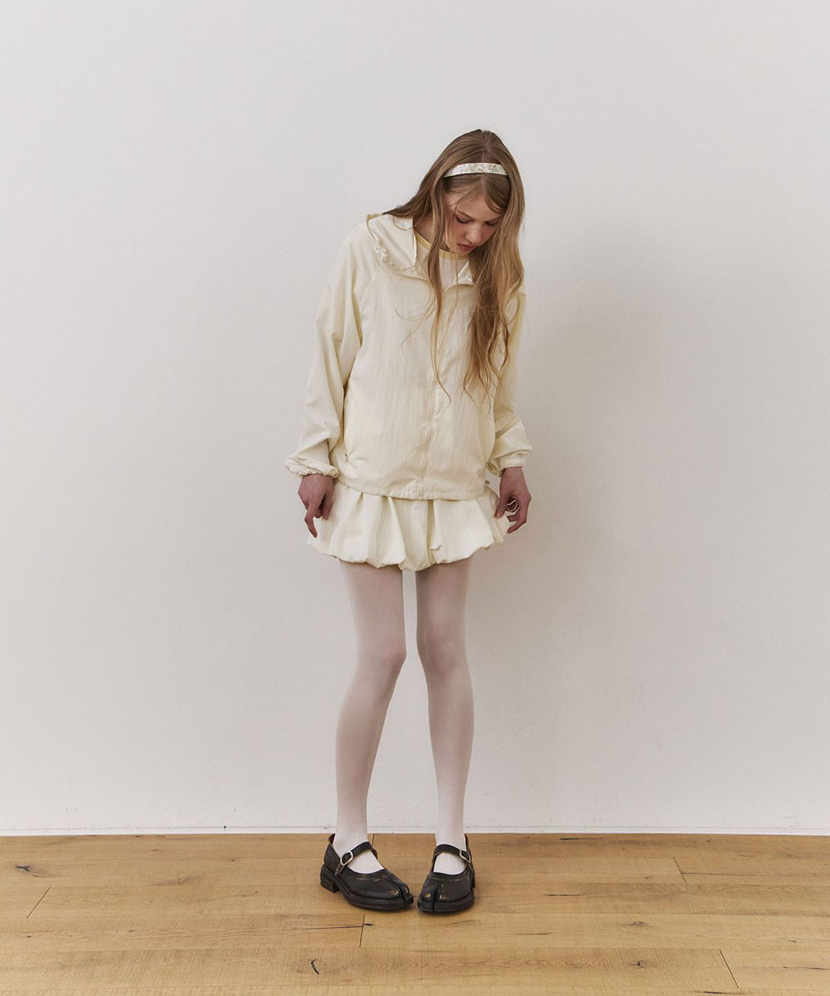 우네(OONE) [Set-Up] Sheer Wind Jacket & Balloon Mini Skirt_Cream