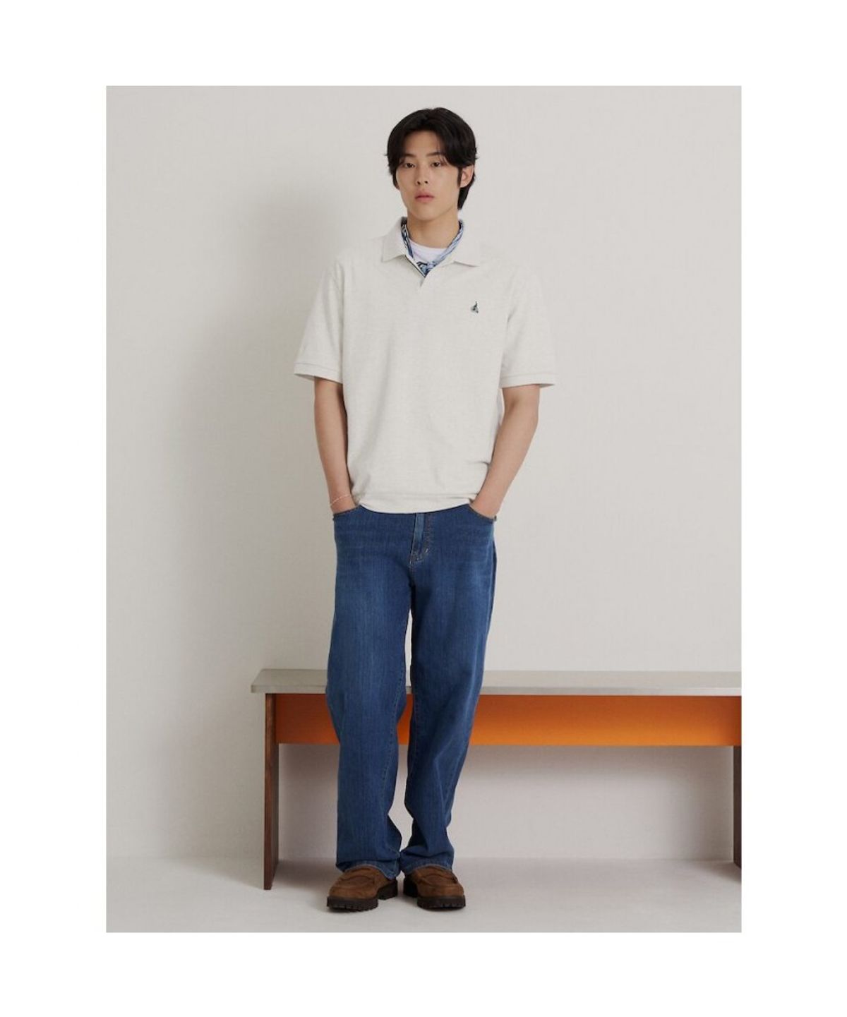 빈폴 멘(BEANPOLE MEN) 오픈넥 티핑 포인트 맨투맨 티셔츠  라이트 그레이