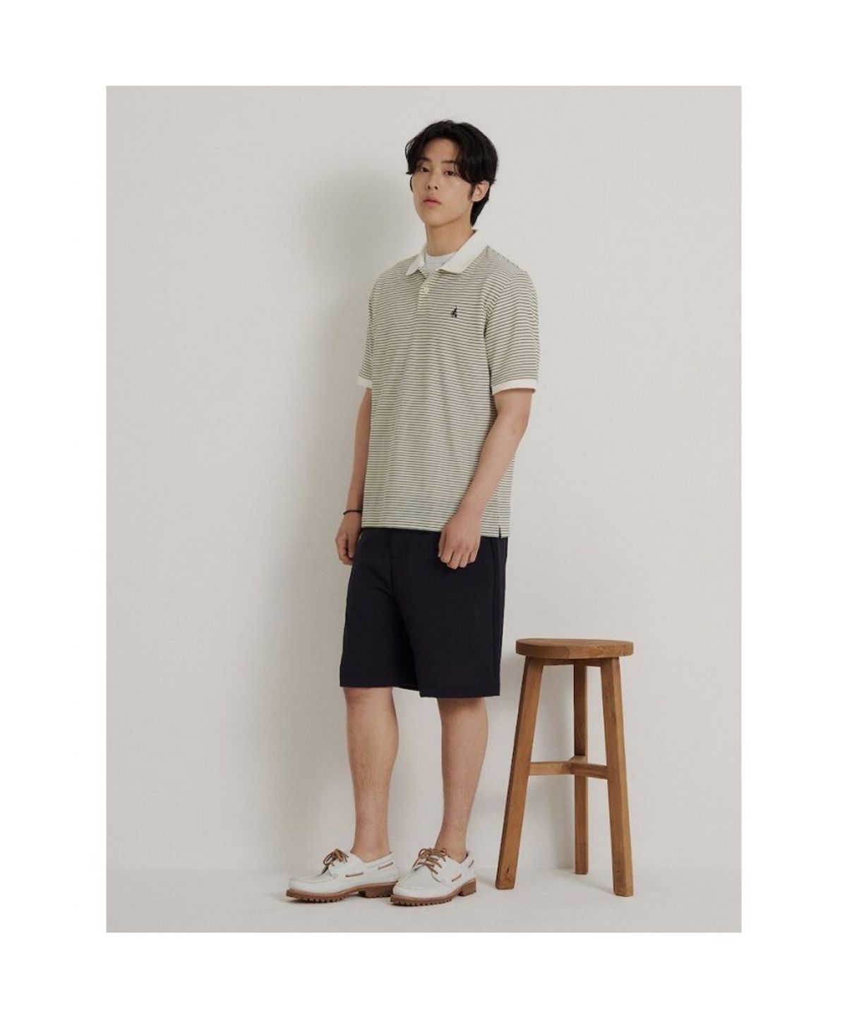 빈폴 멘(BEANPOLE MEN) 멀티 스트라이프 칼라넥 티셔츠  브라운