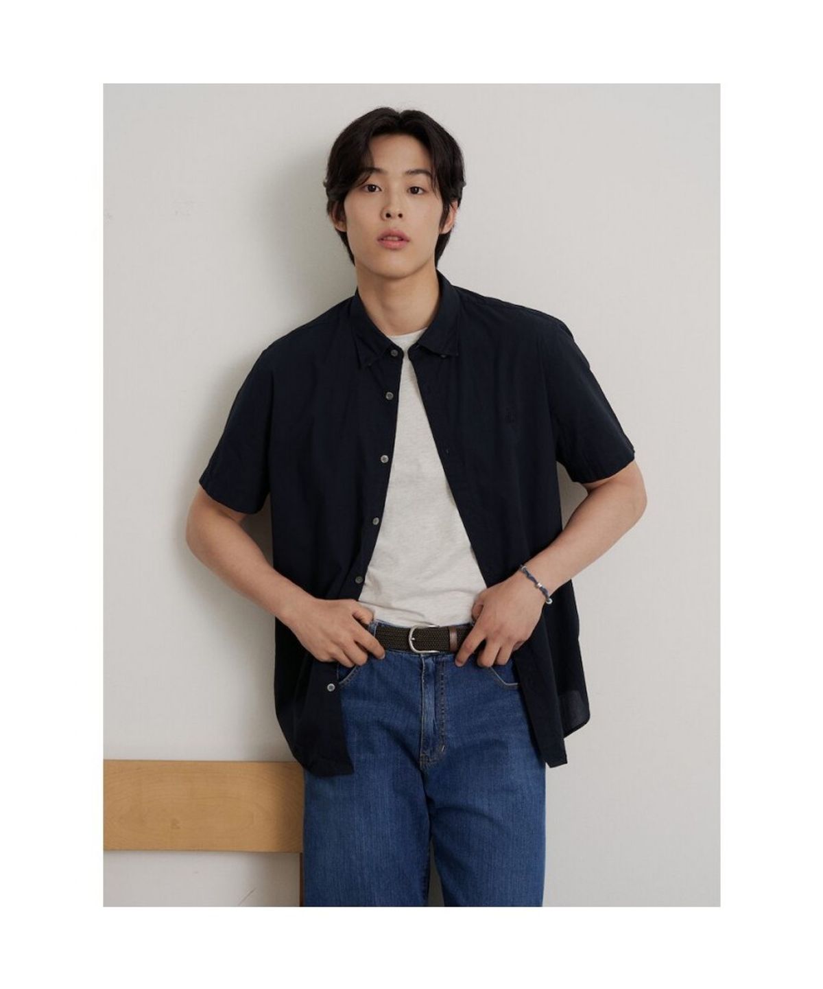 빈폴 멘(BEANPOLE MEN) 시어서커 솔리드 반소매 셔츠  네이비