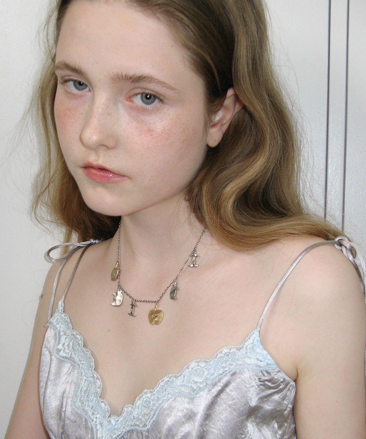 시눈(SINOON) Mini Apple Charms Necklace (Silver Gold)