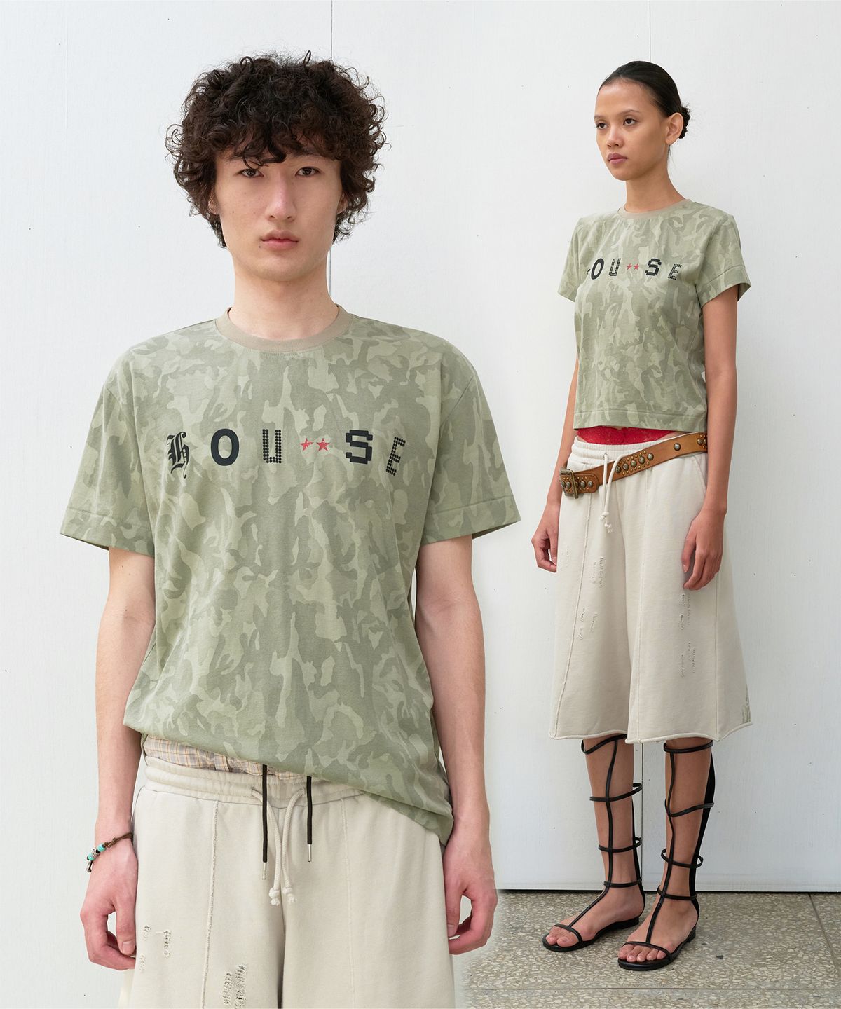 더바이닐하우스(THEVINYLHOUSE) FONT-HOUSE TEE CAMO