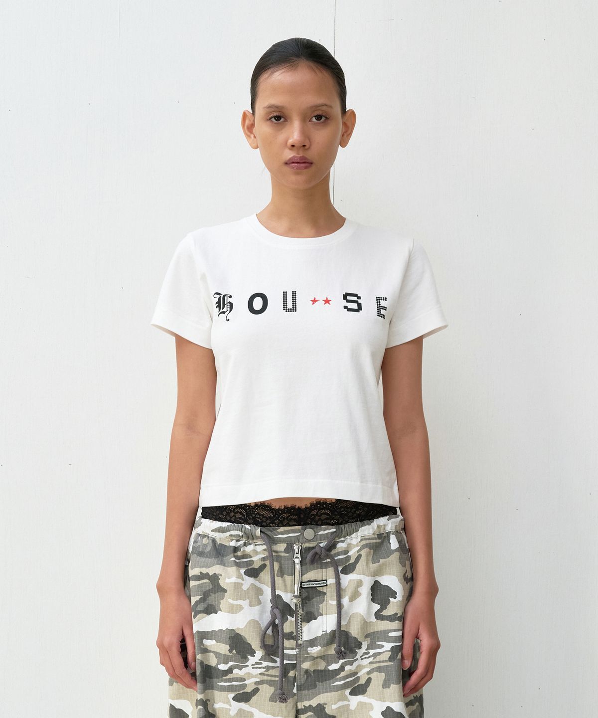 더바이닐하우스(THEVINYLHOUSE) FONT-HOUSE TEE WHITE