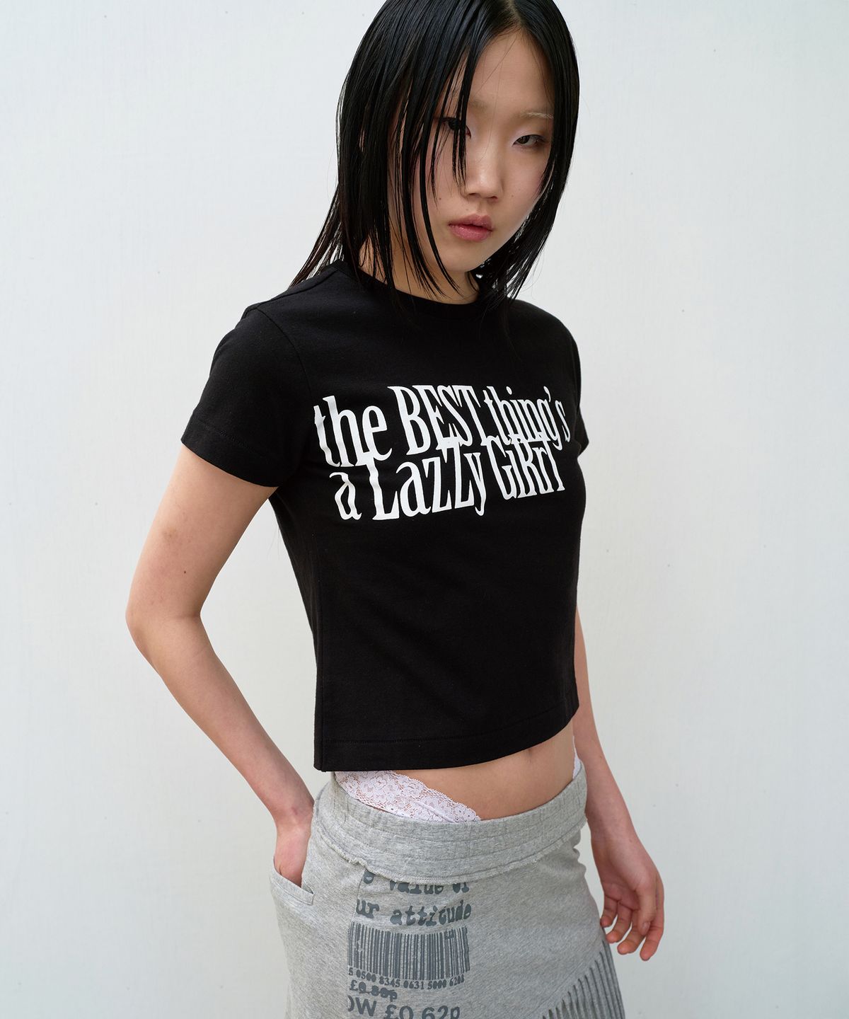 더바이닐하우스(THEVINYLHOUSE) THE LAZY TEE BLACK